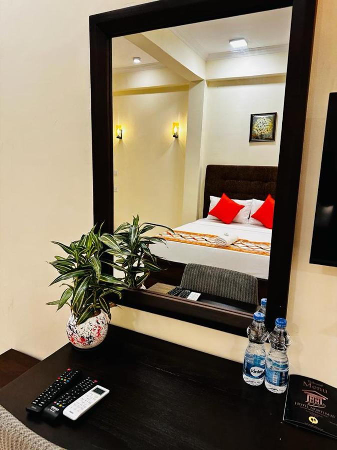 Hotel Northway Vavuniya Dış mekan fotoğraf