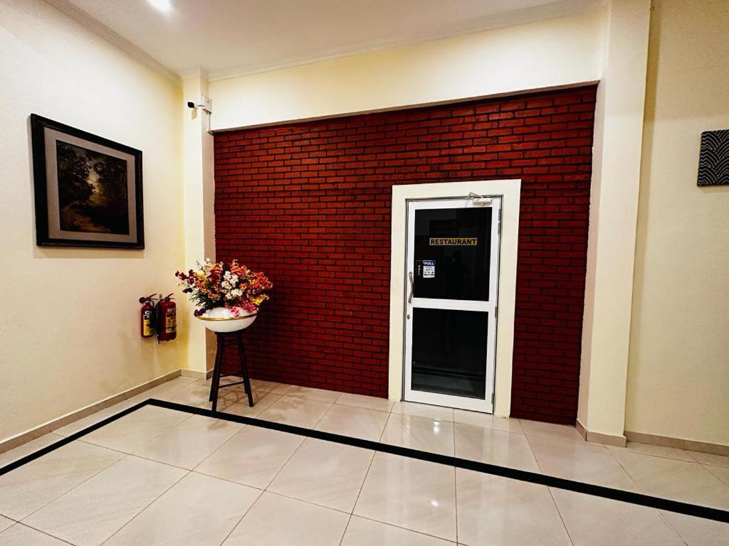 Hotel Northway Vavuniya Dış mekan fotoğraf