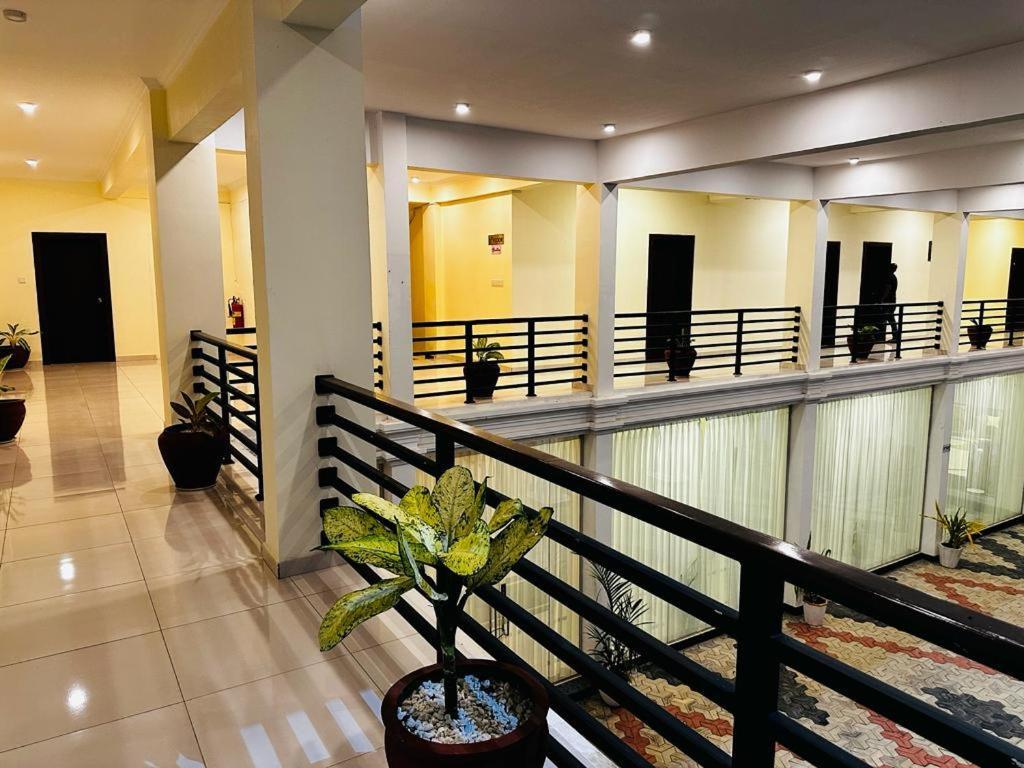 Hotel Northway Vavuniya Dış mekan fotoğraf