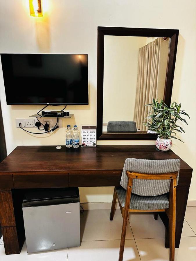 Hotel Northway Vavuniya Oda fotoğraf