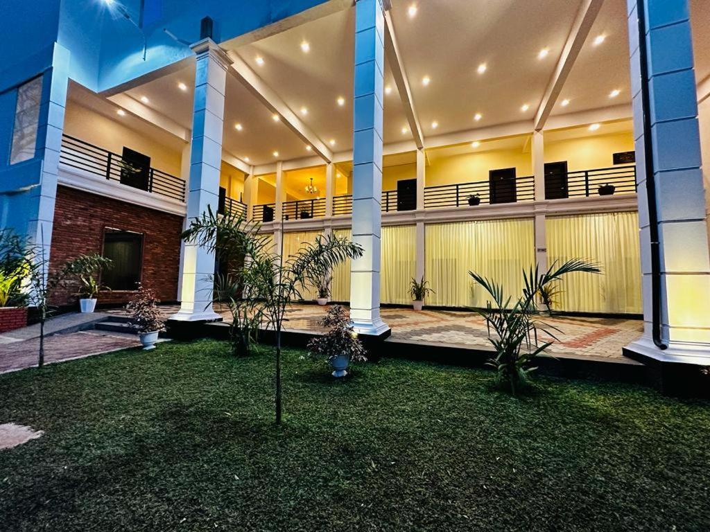 Hotel Northway Vavuniya Dış mekan fotoğraf