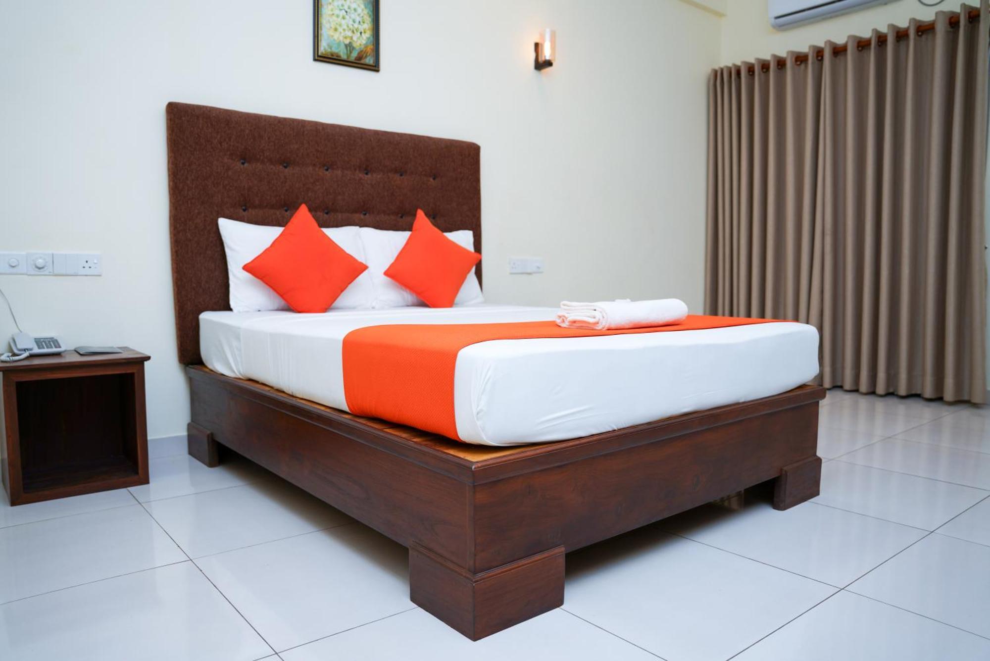 Hotel Northway Vavuniya Dış mekan fotoğraf